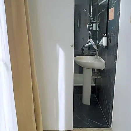 Hotel Aldara *
