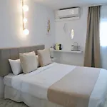 Aldara فندق سيدجيس
